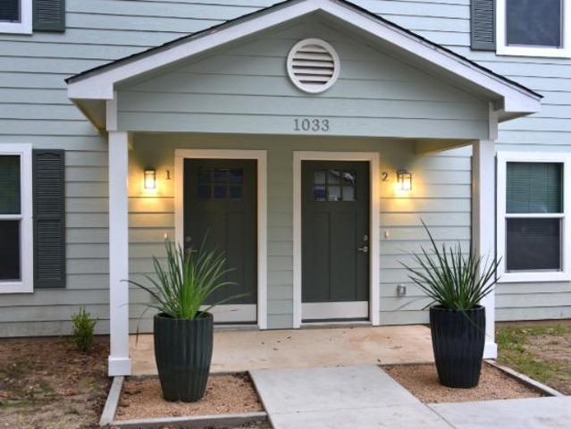 Townhouse for rent in Luling, Texas
