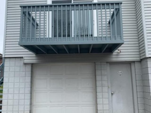 Townhouse for rent in Cuyahoga Falls