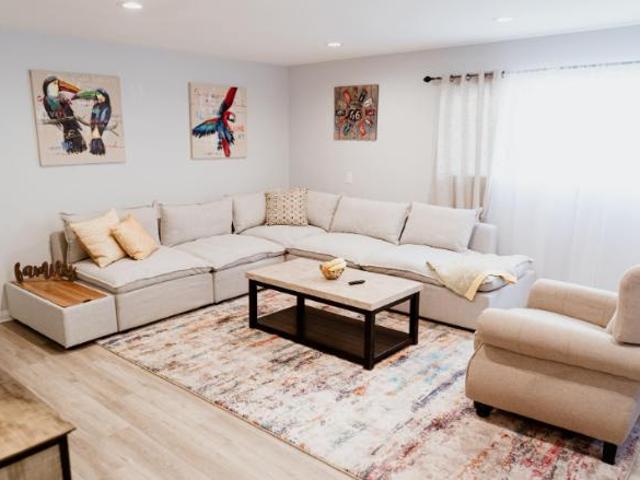 Townhouse for rent in North Hollywood