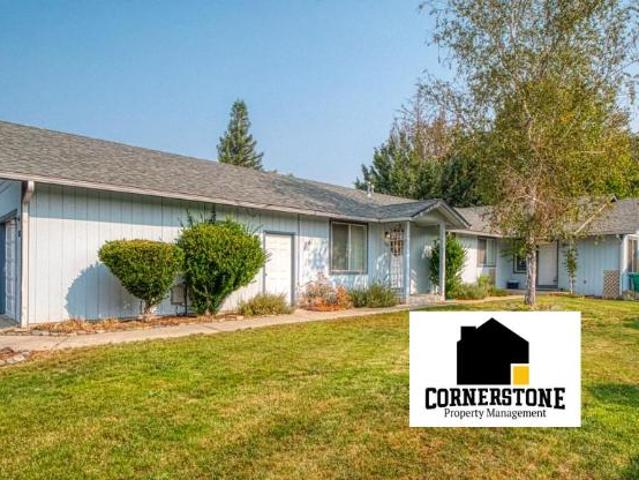 Townhouse for rent in Grants Pass, Josephine County