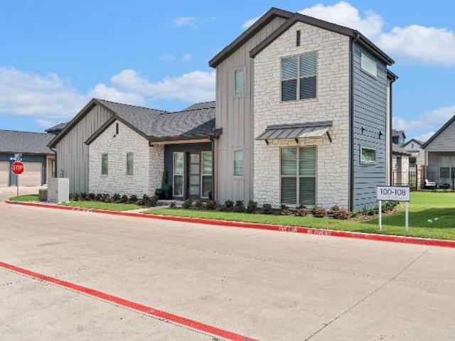 Townhouse for rent in Garland, Texas