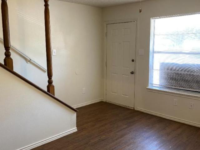 Townhouse for rent in Cleburne