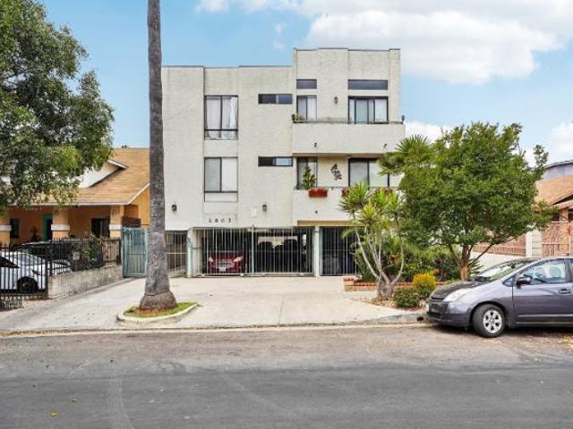 Townhouse for rent in Los Angeles