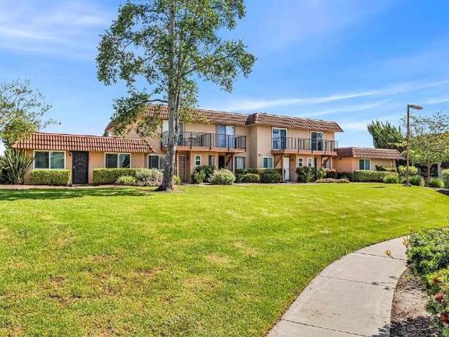 Townhouse for rent in California