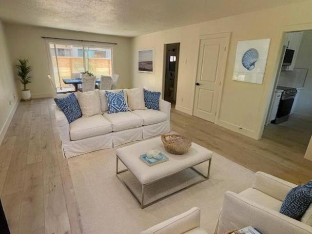 Townhouse for rent in California