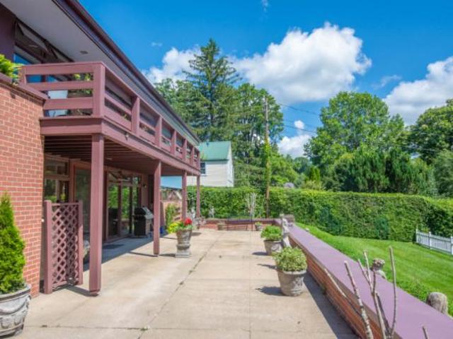 Townhouse for rent in West Jefferson, North Carolina