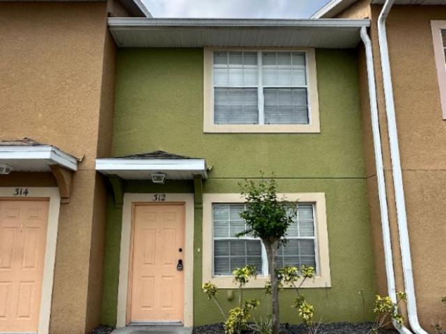 Townhouse for rent in Kissimmee