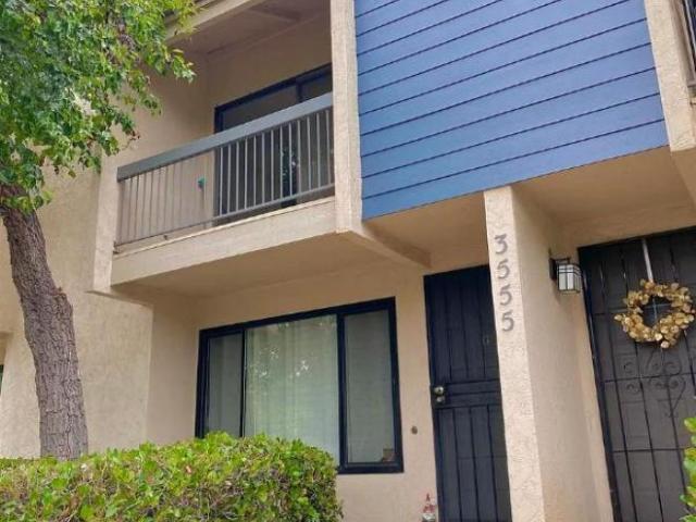 Townhouse for rent in San Diego