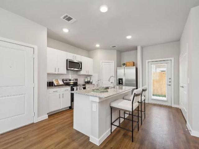Townhouse for rent in Texas