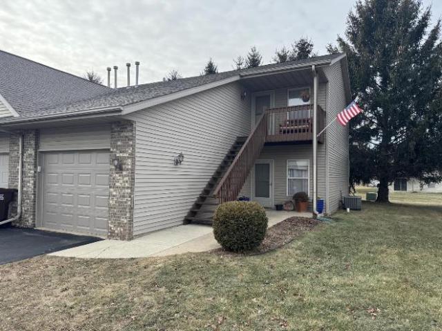 Townhouse for rent in Winnebago, Illinois