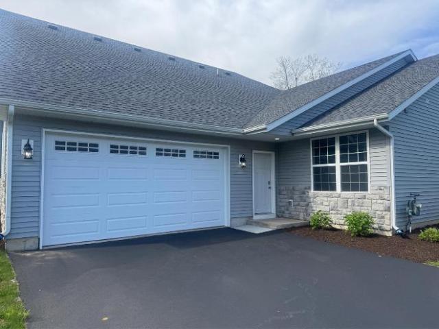 Townhouse for rent in Winnebago, Illinois