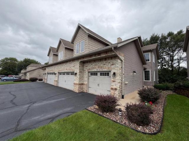 Townhouse for rent in Winnebago, Illinois