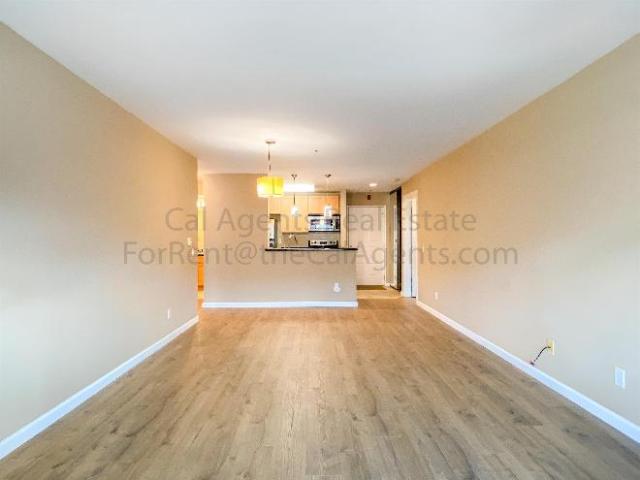 Townhouse for rent in Emeryville