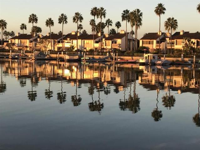 Townhouse for rent in Coronado