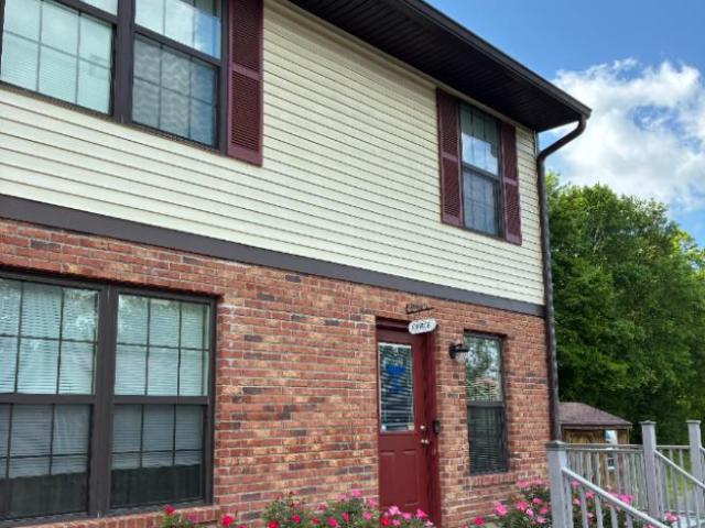 Townhouse for rent in Roselawn, Ohio