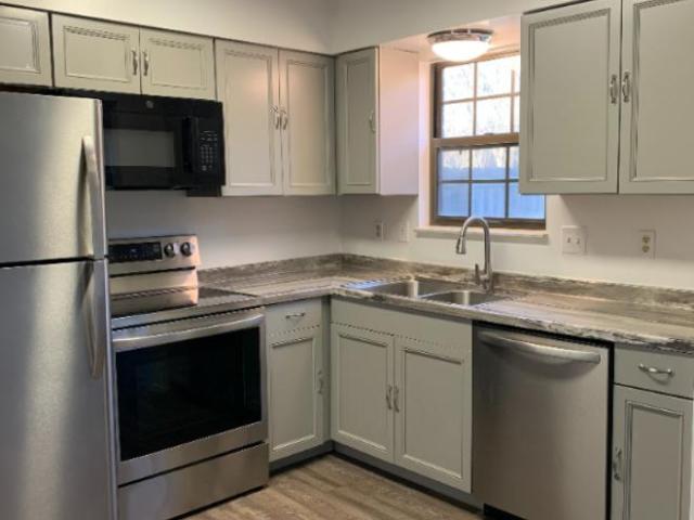 Townhouse for rent in Roselawn, Ohio