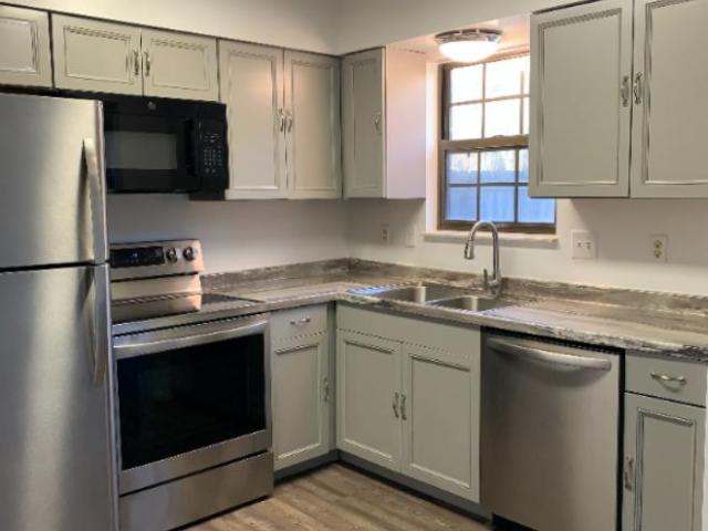 Townhouse for rent in Roselawn, Ohio