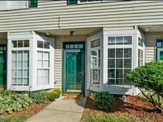 Townhouse for rent in East Orange