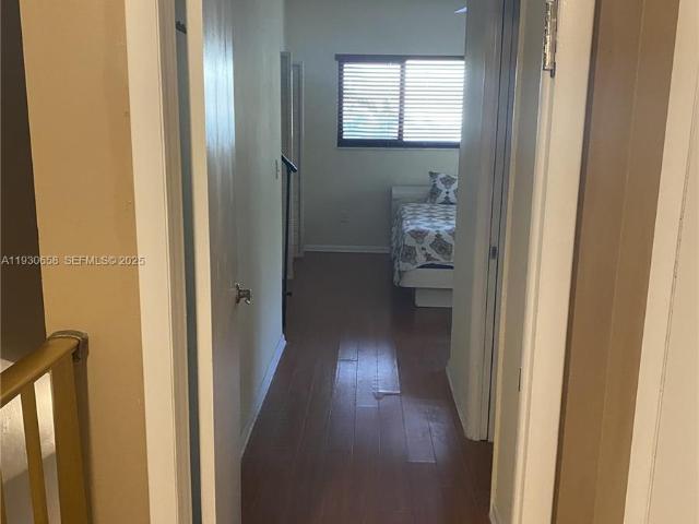Apartment for rent in Surfside, Florida