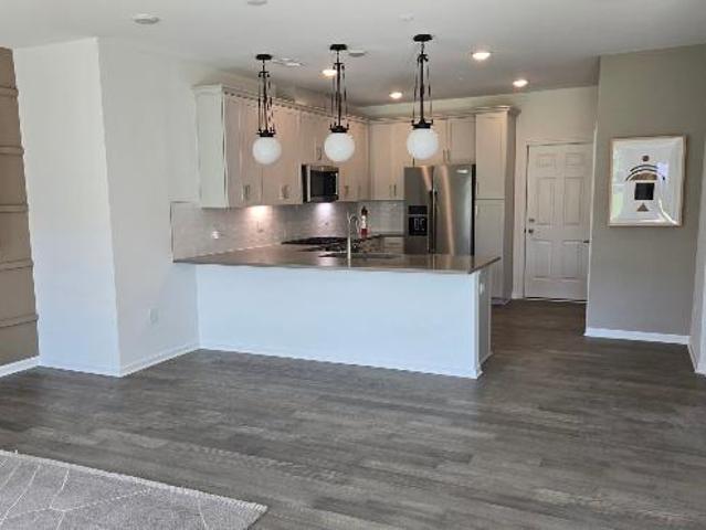 Condo for rent in New Brunswick, New Jersey
