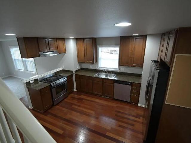 Condo for rent in Renton, Washington