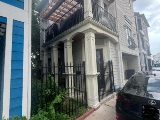 Townhouse for rent in Houston