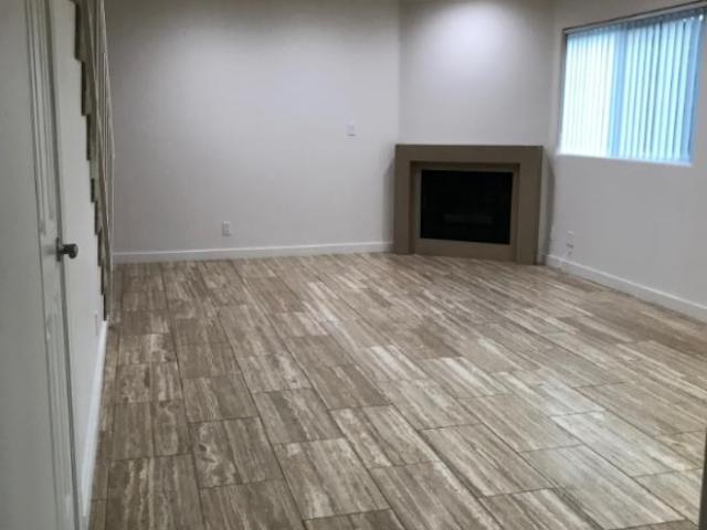 Townhouse for rent in Sherman Oaks