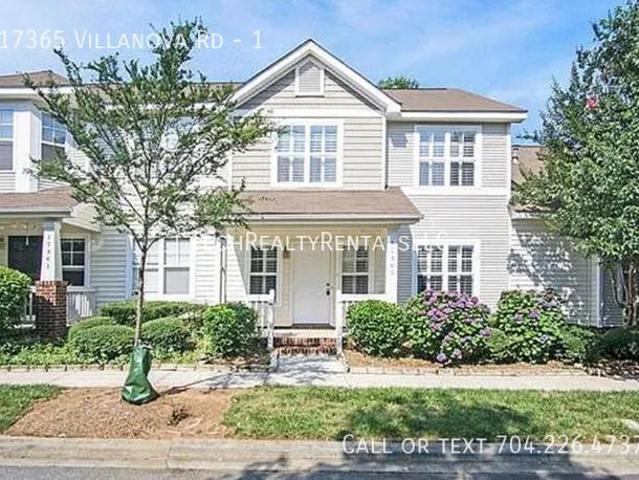 Townhouse for rent in Huntersville