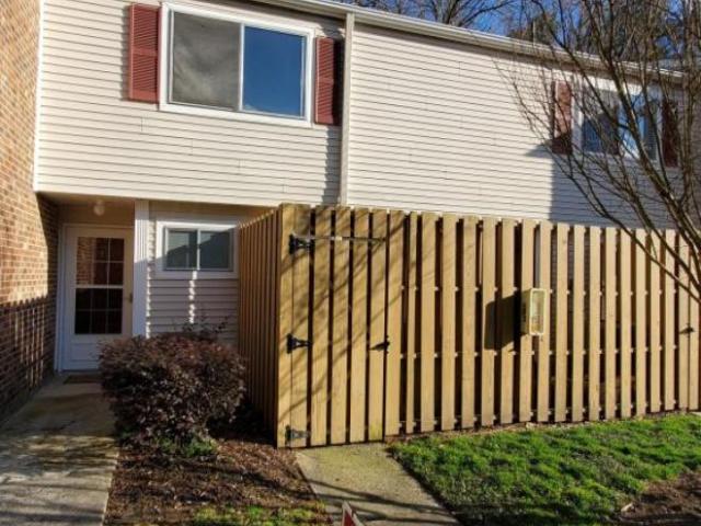 Townhouse for rent in Chapel Hill, North Carolina