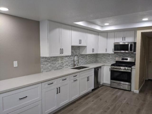 Townhouse for rent in Irvine