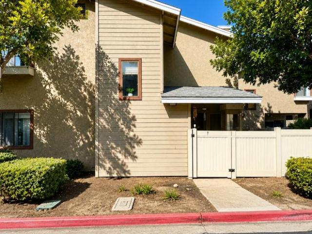 Townhouse for rent in Chula Vista, San Diego County