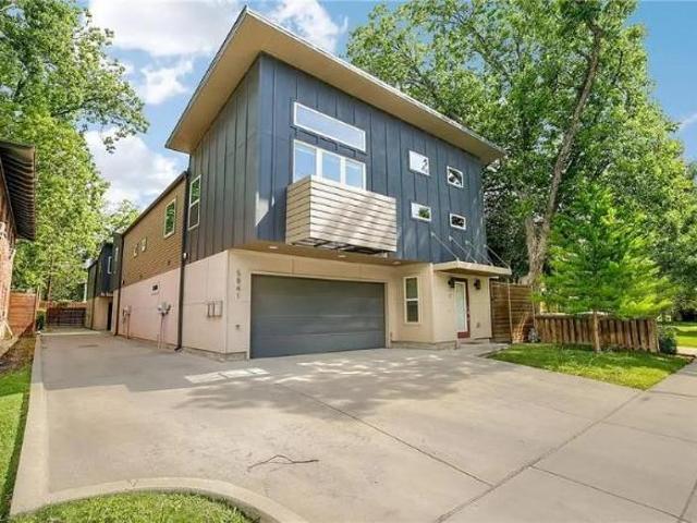 Townhouse for rent in Dallas