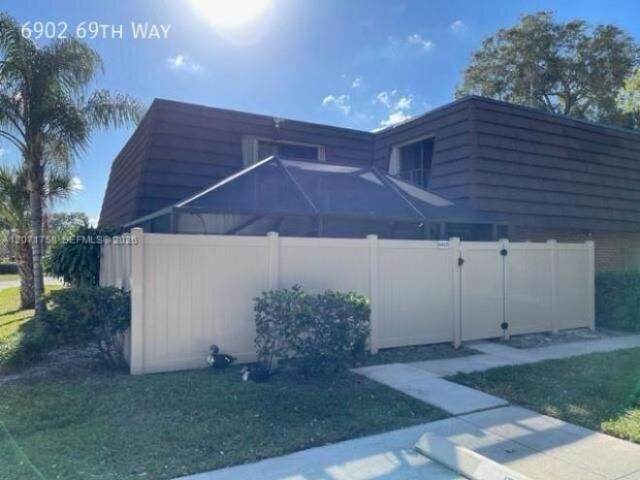 Townhouse for rent in West Palm Beach, Florida