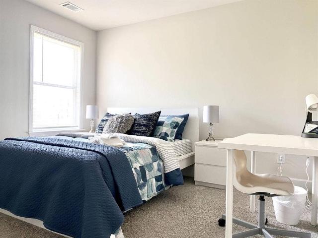 Room for rent in Alabama