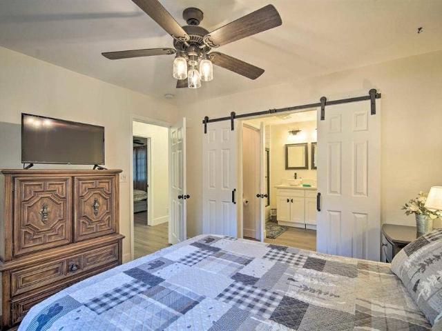 Room for rent in Lake Arrowhead, San Bernardino County