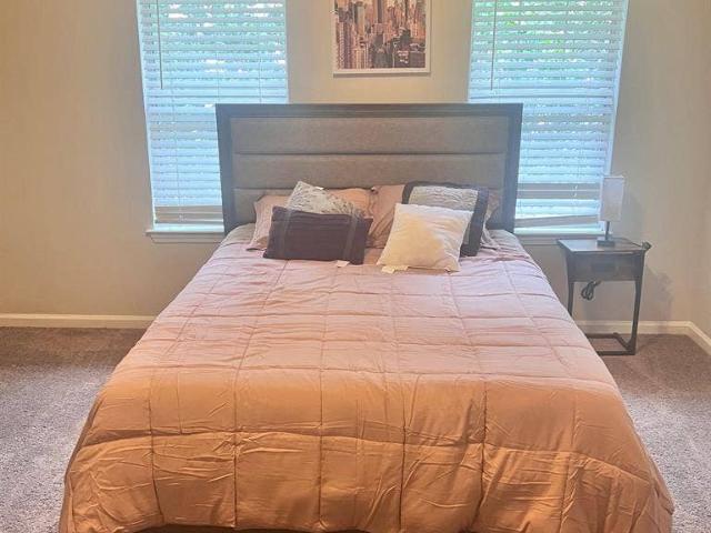 Room for rent in Prairie Grove, Washington County