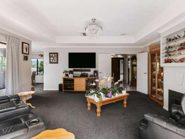 House for sale in Omokoroa, Bay Of Plenty