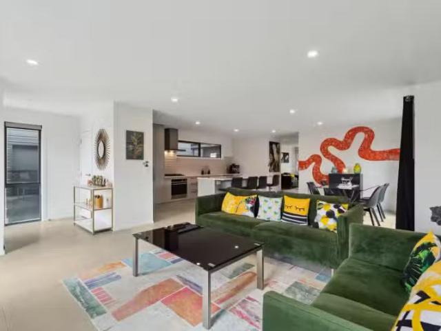 House for sale in Otakou