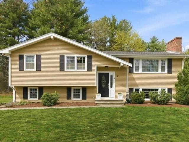 House for sale in Walpole, Massachusetts