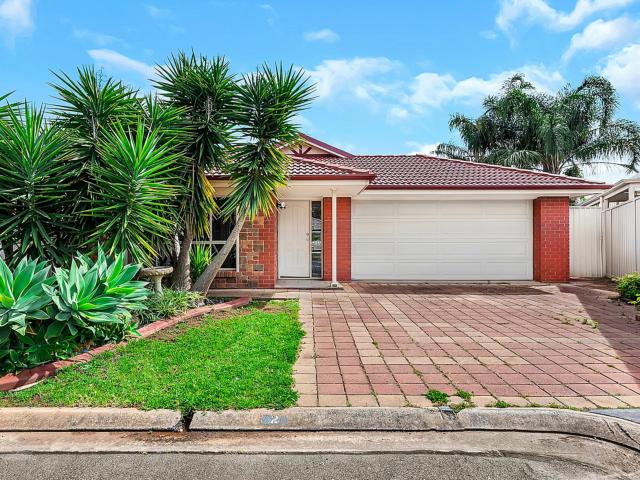 House for rent in Parafield Gardens, Adelaide