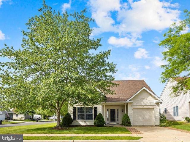 Condo for sale in Columbus, New Jersey
