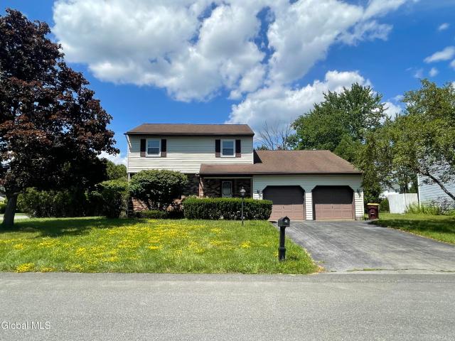 House for sale in Colonie, New York