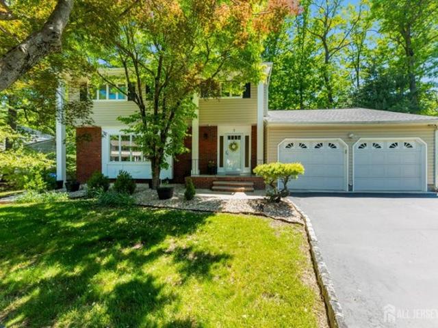 House for sale in East Brunswick, New Jersey