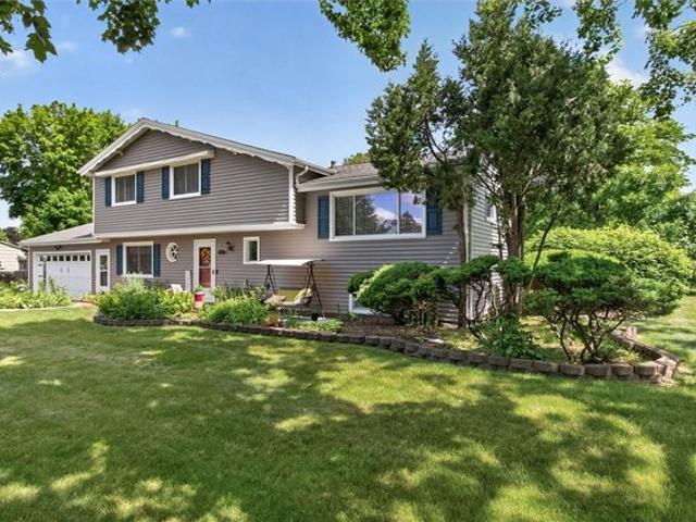 House for sale in Oak Hill, New York