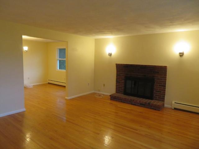 Apartment for rent in West Roxbury, Auburndale