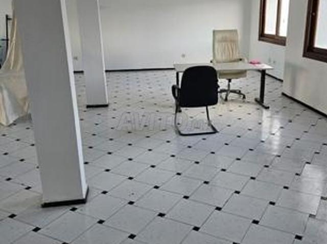 Bureau vente à Anfa, Gharb-Chrarda-Beni Hssen