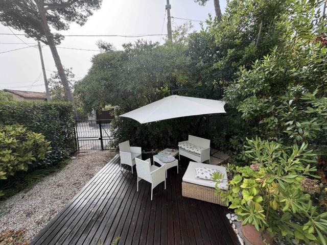Casa in vendita a Marina di Pietrasanta, Pietrasanta