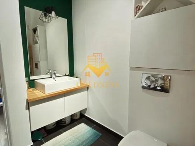 Apartament închirieri