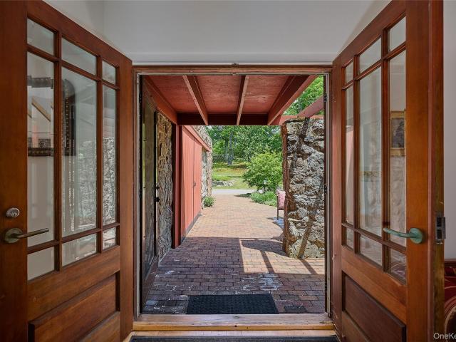 House for sale in Southfields, New York
