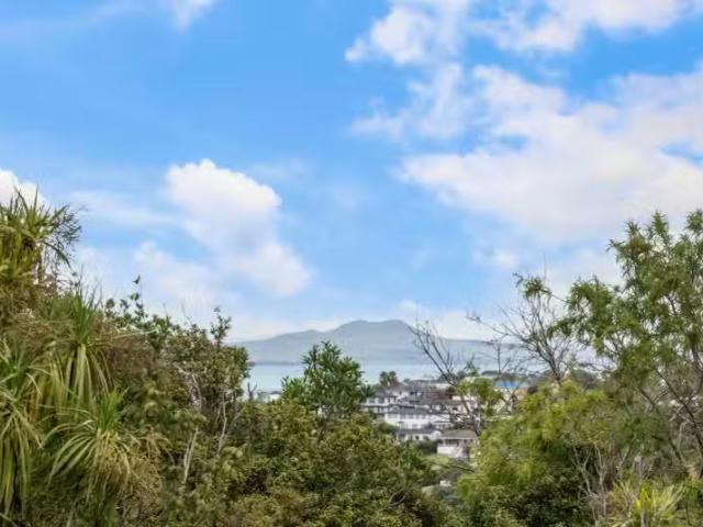 House for sale in Paremoremo, Oroua County